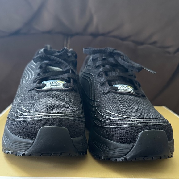 Skechers Men's All-Black Athletic Sneakers size 7 - Picture 7 of 12